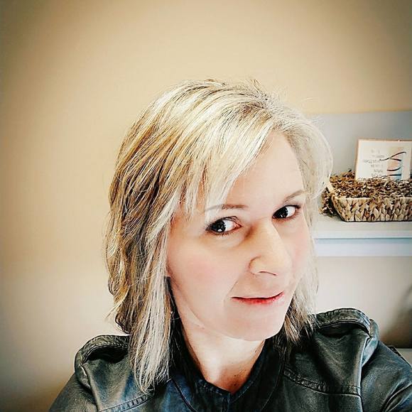 Meet your Posher, Tammi - Picture 1 of 1